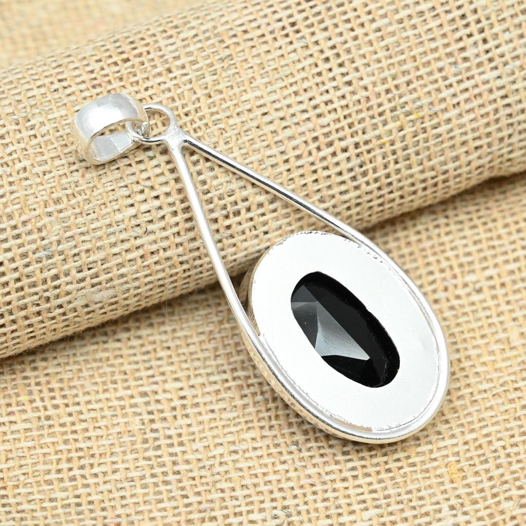 Nádherný černý spinel, drahokam z masivního stříbra 925, ručně vyrobený přívěsek pro ženu