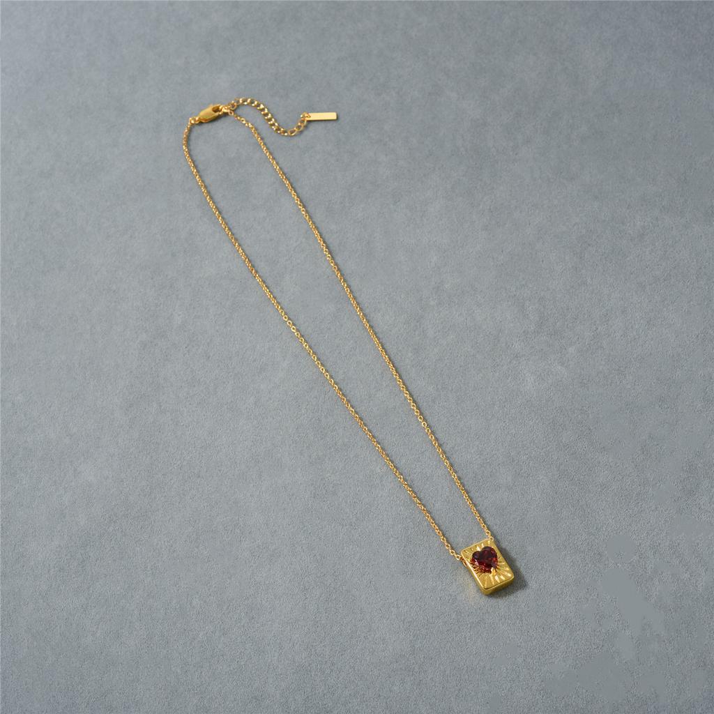 Light Luxury Love Square Pendant Necklace Niche Design Personality Fashion Simple Collarbone Woven Sweater Chain Women