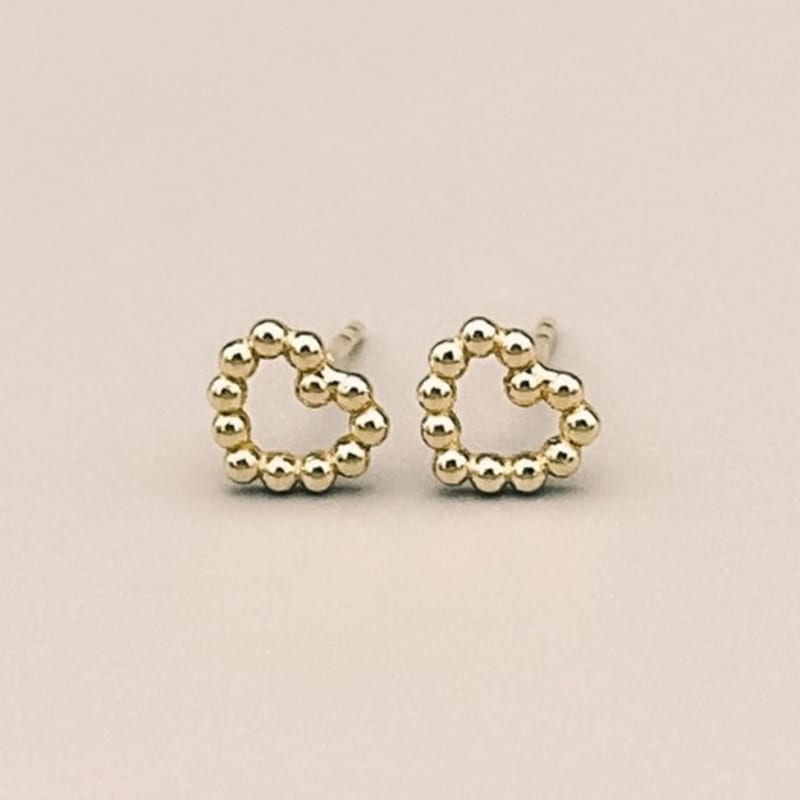 BEFORE MOONRISE [14K] Tiny Heart Earrings GE7