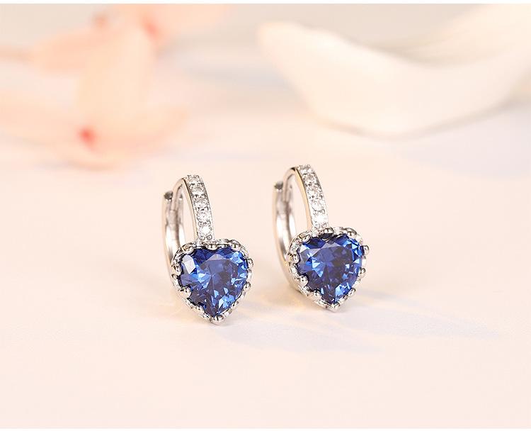 Fashionable Colored Diamond Earrings for Women's Heart Zircon Earbuds Simple Student Earrings