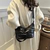IELGY Casual Dumpling Bag Solid Color Ladies Shoulder Messenger Bag