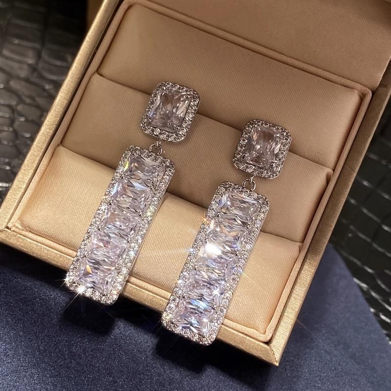 Fashion Light Luxury Temperament Geometric Square Pendant Earrings for Women Delicate Shining Party Zircon Gifts