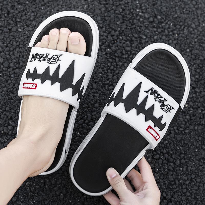 Slippers men's summer new fashion outer wear beach shoes soft sole outdoor personality couple cool slippers women