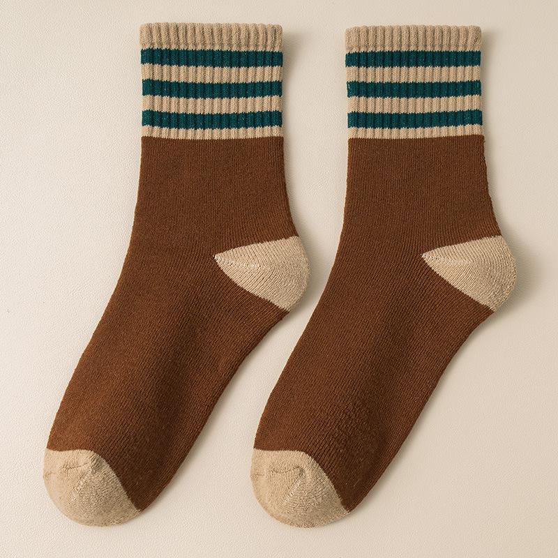 Three-Bar Striped Women's Mid-Tube Socks for Autumn/Winter - Warm, Thick Terry Trend 