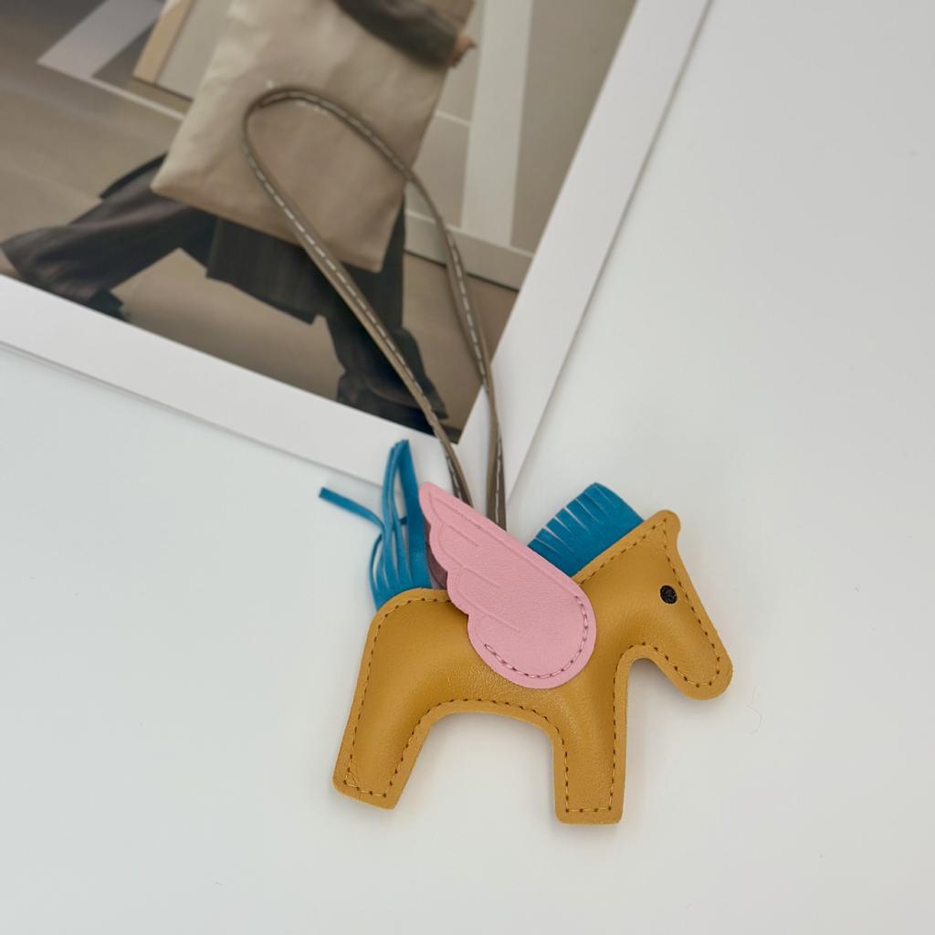 Little Pegasus pendant pu leather platinum bag Kelly bag pendant keychain bag pendant gift schoolbag Pony pendant