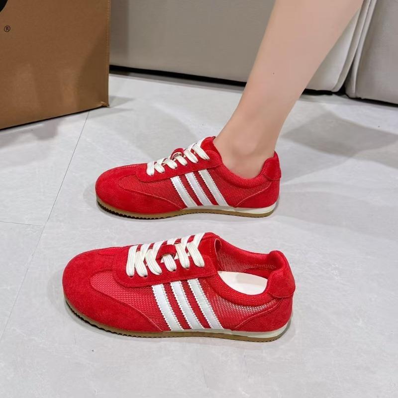 Mesh Breathable Thin Women's Shoes New Summer Hollow Mesh Shoes Casual Sports Shoes