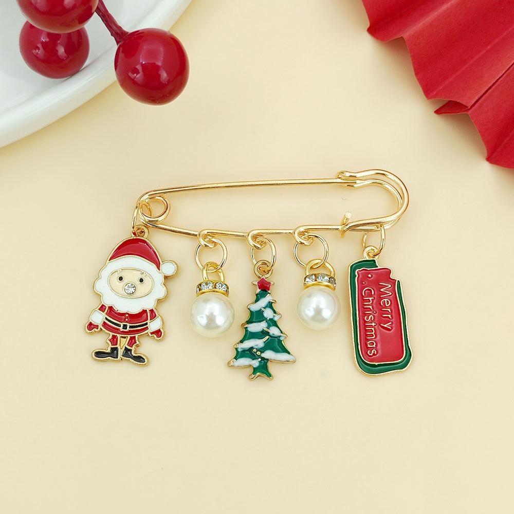 Trendy Christmas Tree Brooch: Anti-Wardrobe Malfunction Pin for Clothes, Bags, and Ornaments