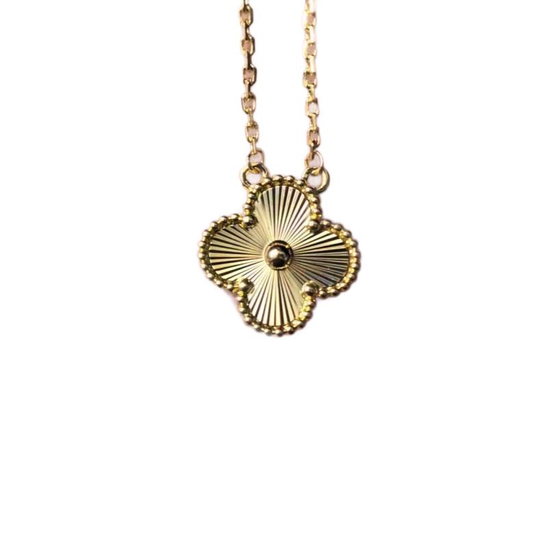 18K Gold-Plated Sunflower Pendant Necklace for Women - Elegant Four-Leaf Clover Design, Light Luxury, High-End Feel Platinum Laser Necklace