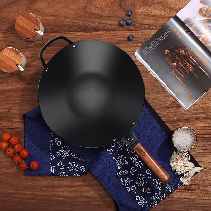 Zhang Xiao Quan Hand-Forged Round Bottom Iron Wok