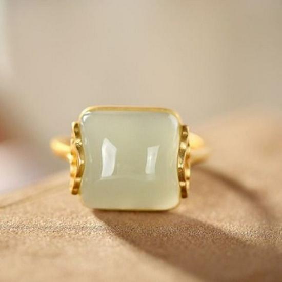 Elegant Retro Open Ring: Ethnic Style with Auspicious Cloud Pattern and Imitation Hetian Jade