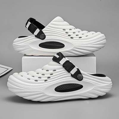 Zoccoli Casual Sandali da Uomo 2025 Estate Scarpe da Spiaggia in EVA per Uomo Pantofole alla Moda Traforate Monocolore Scarpe da Giardino a Punta Chiusa