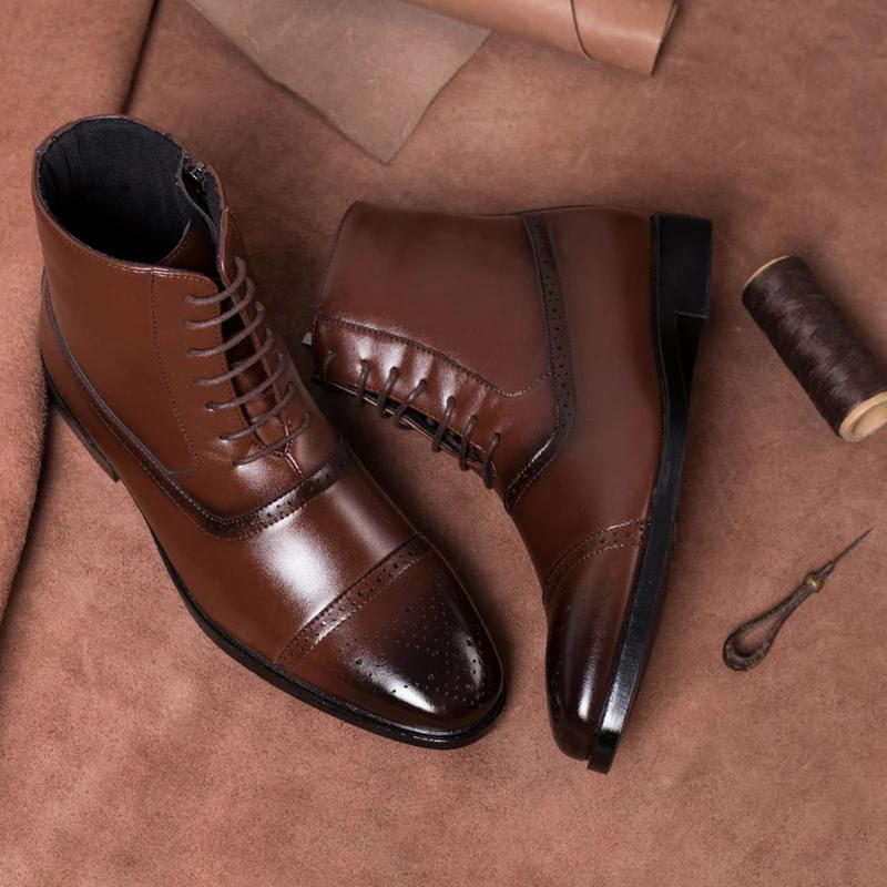 Stivali di Lusso da Uomo Retro Oxfords Scarpe in Pelle da Uomo Stivaletti Business Alta Qualità Stivali Chelsea da Uomo Scarpe Brogue Taglia 39-47