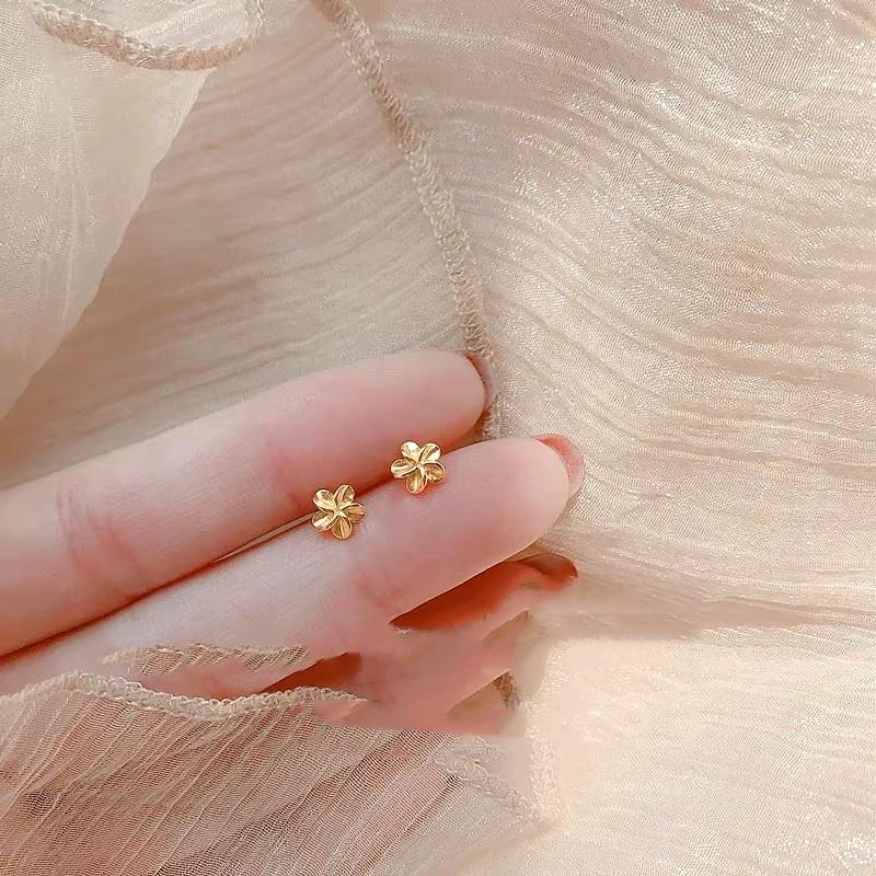 Korean Mini Small Heart Stars Stud Earrings For Women Student Teen Simple Tiny Minimalist Silver Color Ear Piercing Jewelry