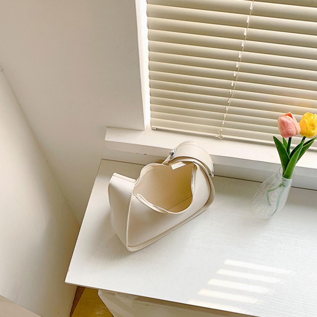 Women's Retro Underarm Bag Hundred Shoulder Crossbody Women's Bag