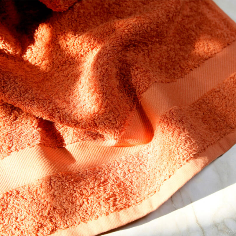 Fluffy Blondie Hotel Towel 40 count 210g 1 sheet Red-brown