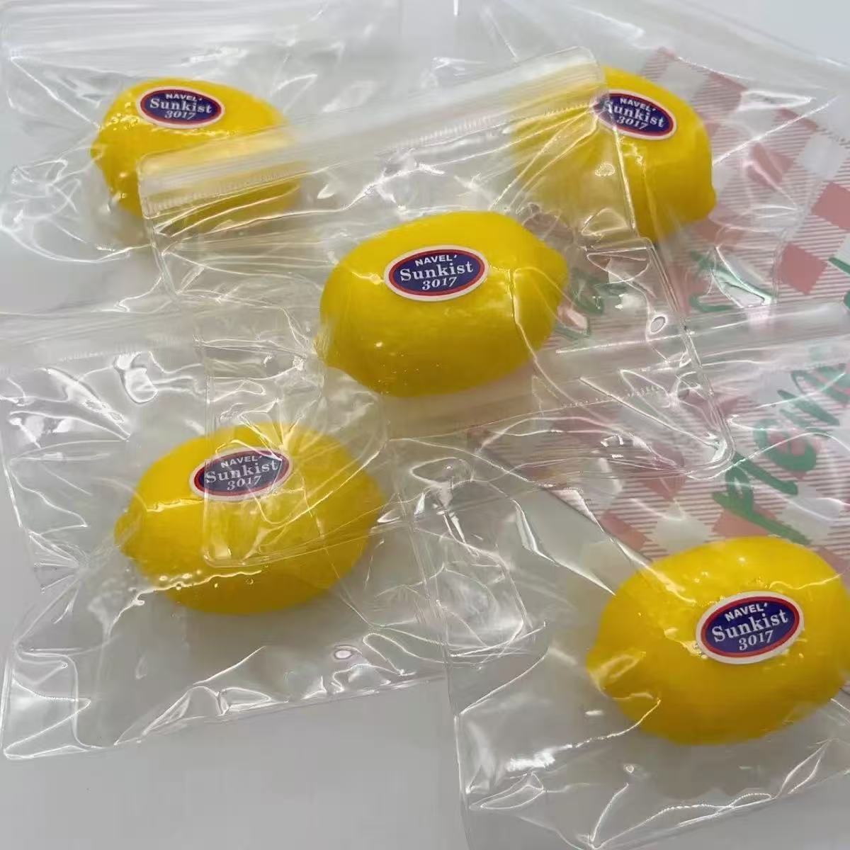 Interesting Toys Stress Relief Toy Squishy Lemon Ball Slow Rebound Decompression Fidget Toy Anxiety Relief Desk Toy Gift