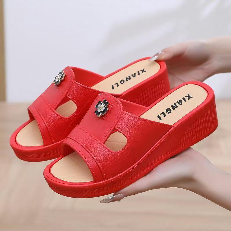 

Women s high-heeled slippers summer outer wear thick-soled fashion home non-slip shoes soft-soled social slope heel cool slippers 36 червоний