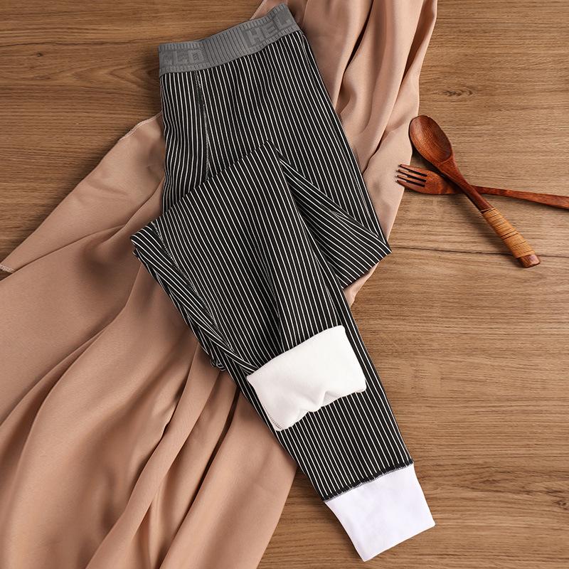 Men's Fleece-Lined Base Layer Pants - Extra Thick, Elastic, Warm Cotton Wool Long Johns for Boys & Youth In Solid Colors for Cold Weather