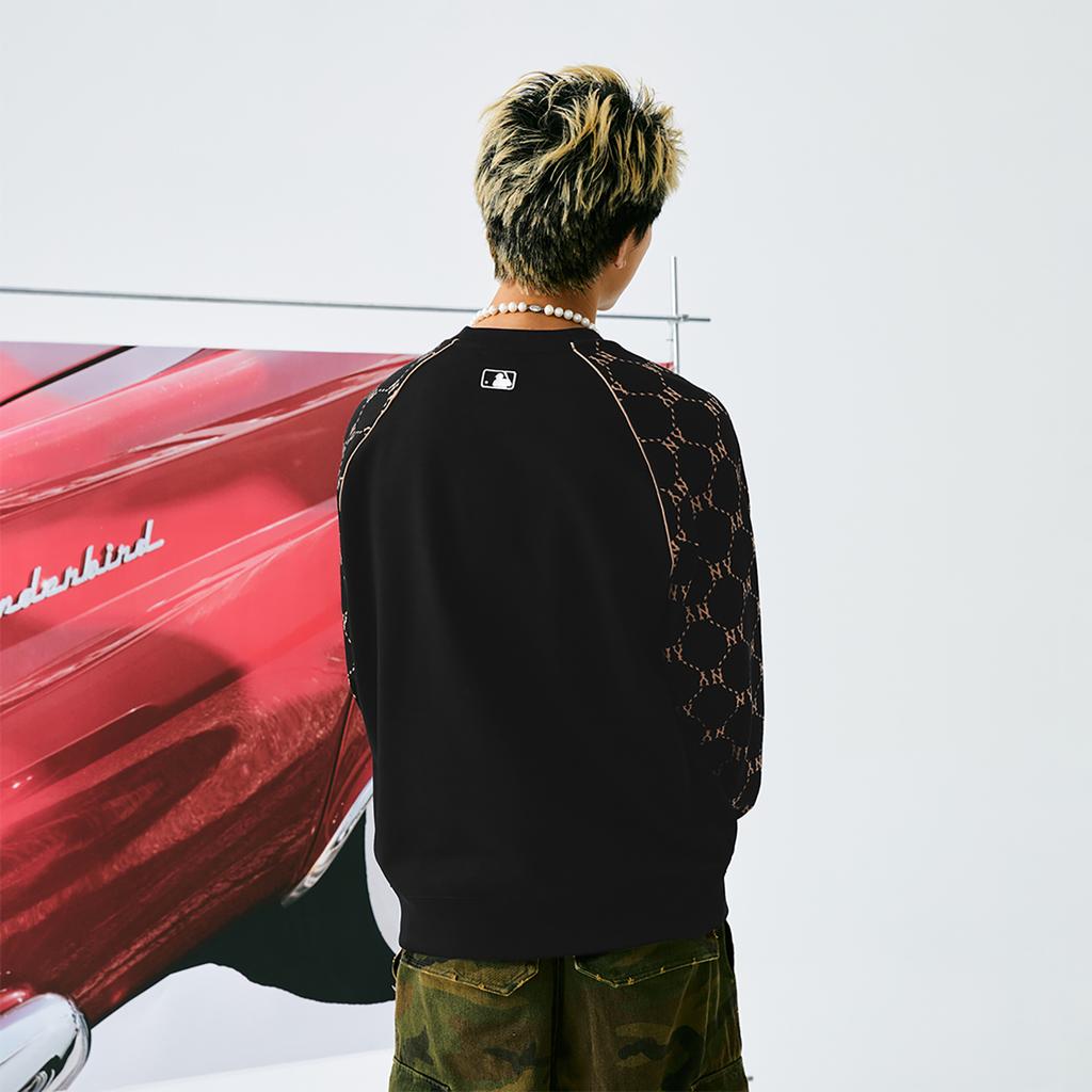 New MLB MONOGRAM Collection New York Yankees 24FW Crewneck Sweatshirt Unisex Black 3AMTM1244-50BKS