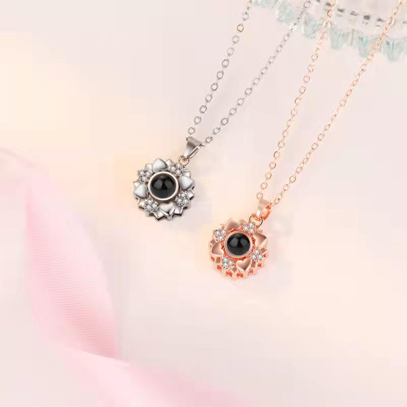 100 Languages 'I Love You' Projection Necklace - Elegant Gift for Women