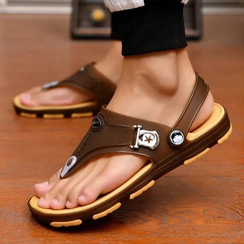 Men's Flip Flops Beach Slippers Sandals Summer Men's Flat Shoes Antiskid Fashion Designer Slippers Rubber Casual Shoes 2025