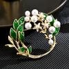 Korean  Enamel Gardenia Flower Brooches For Women Luxury Design Pearl Casual Office Brooch Pin Jewelry Gifts For Girl