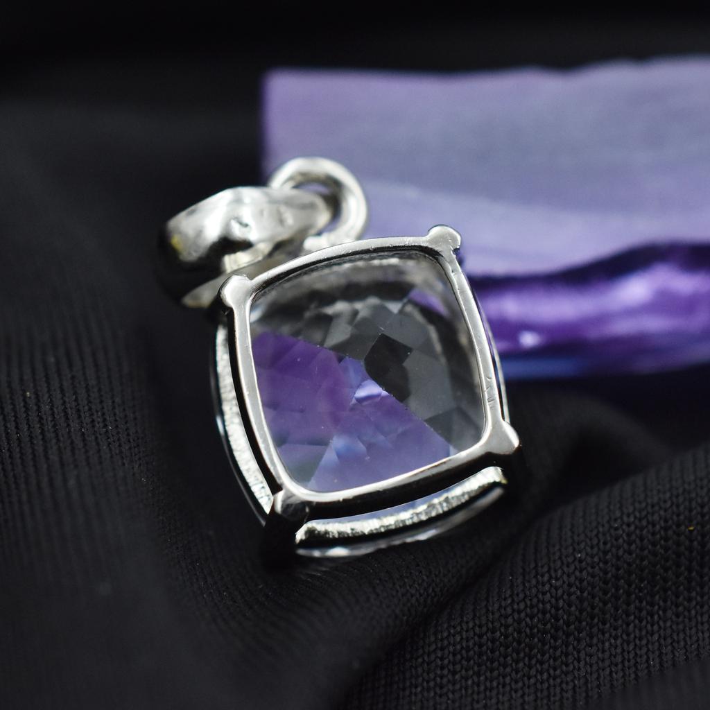 Natürlicher 30 Karat Saphir im Quadratschliff Silberweiß Anhänger Loser Edelstein ZERTIFIZIERT AR-3635-Sa