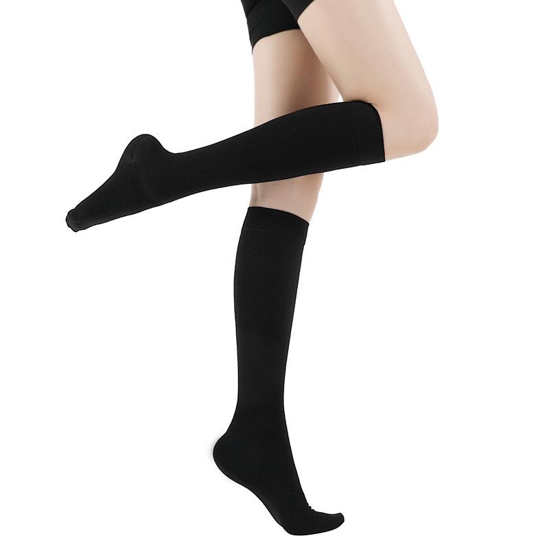 Medical Grade Class II Anti-Varicose Mid-Calf Compression Socks for Nurses