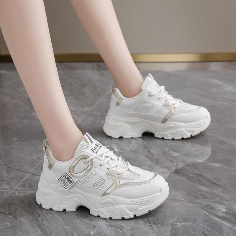 Scarpe da ginnastica da donna con plateau bianche alla moda 2024, scarpe vulcanizzate con lacci e suola spessa, scarpe sportive traspiranti in pelle PU da donna