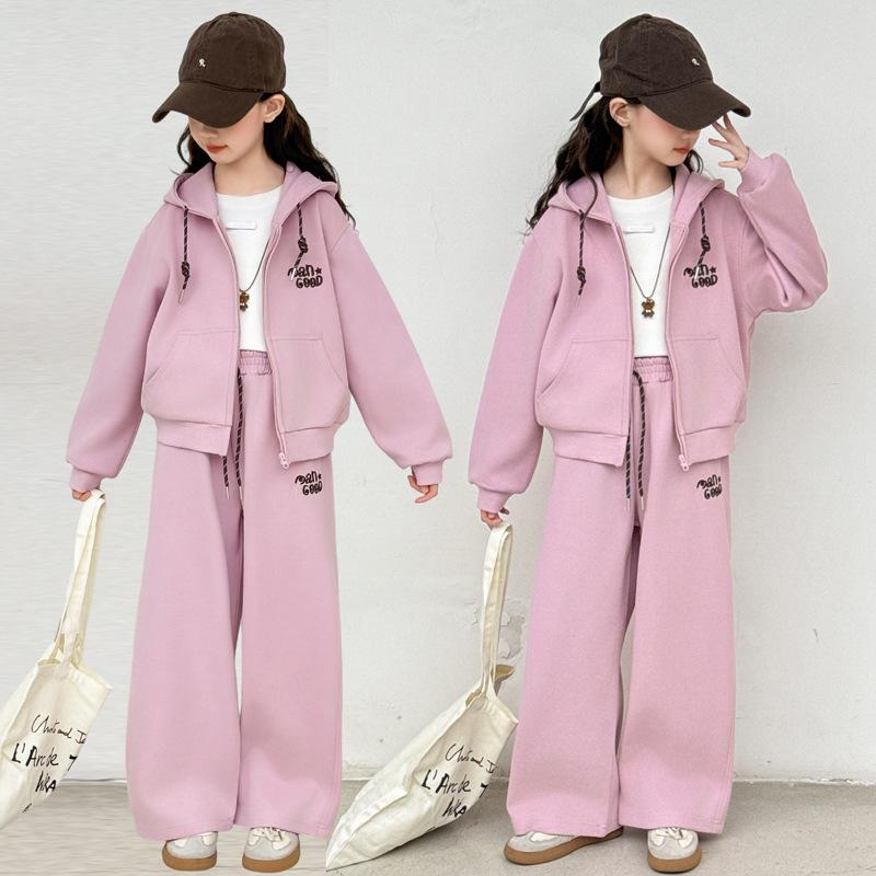 

Girls Spring & Autumn 2025 Knitted Embroidered Hooded Cardigan Set 130 cm рожевий