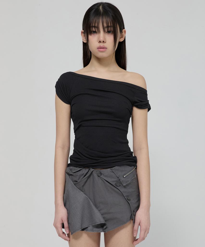 Peulleeoeob Draped Top (Fl-130_Black)