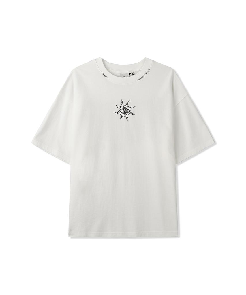 Aejyuttingkeumamaindeu Solar Eclipse T-Shirt_White
