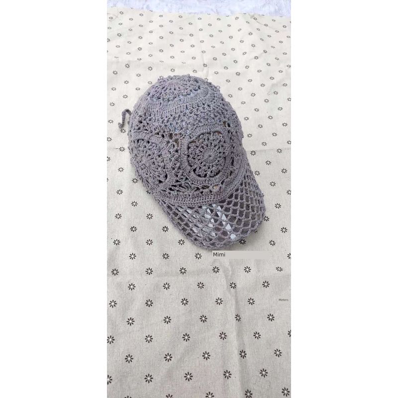 

Вязаная вручную весенне-летняя хлопковая кепка с вырезами и пиком, ретро, легко сочетающаяся, с цветочным рисунком, бейсболка, женская, K-style, нишевый стиль, солнцезащитная шляпа Grey