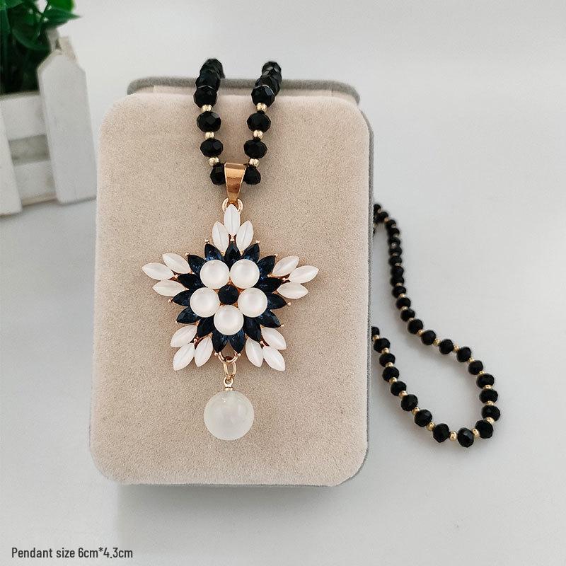 Damen Lange Blumen-Anhänger-Halskette - Elegante Wassertropfen-Pulloverkette für Herbst/Winter