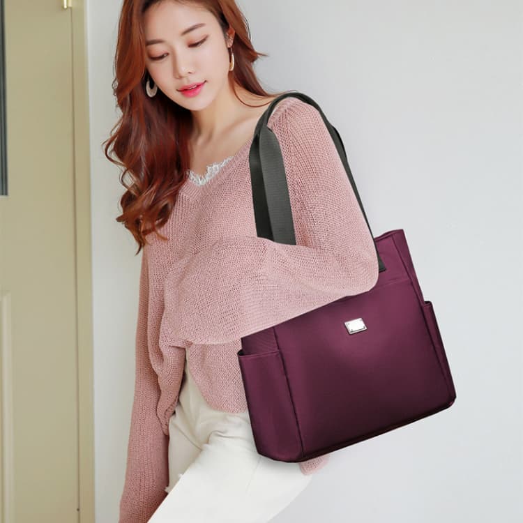 New large-capacity tote bag, shoulder underarm bag.