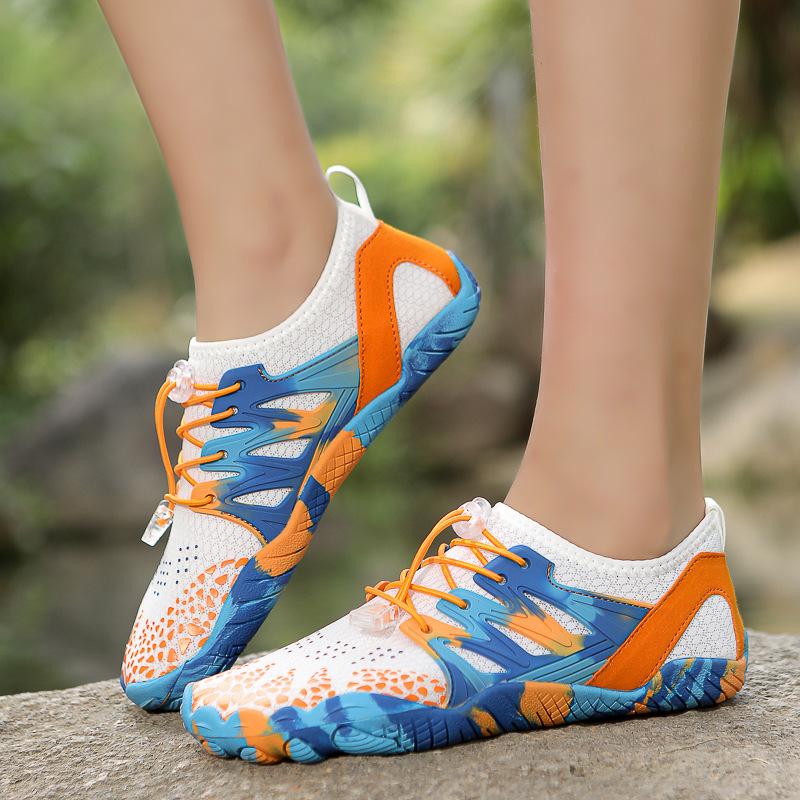 Wholesale beach snorkeling shoes diving shoes men's couple wading swimming shoes red river foot soft sole skin shoes women