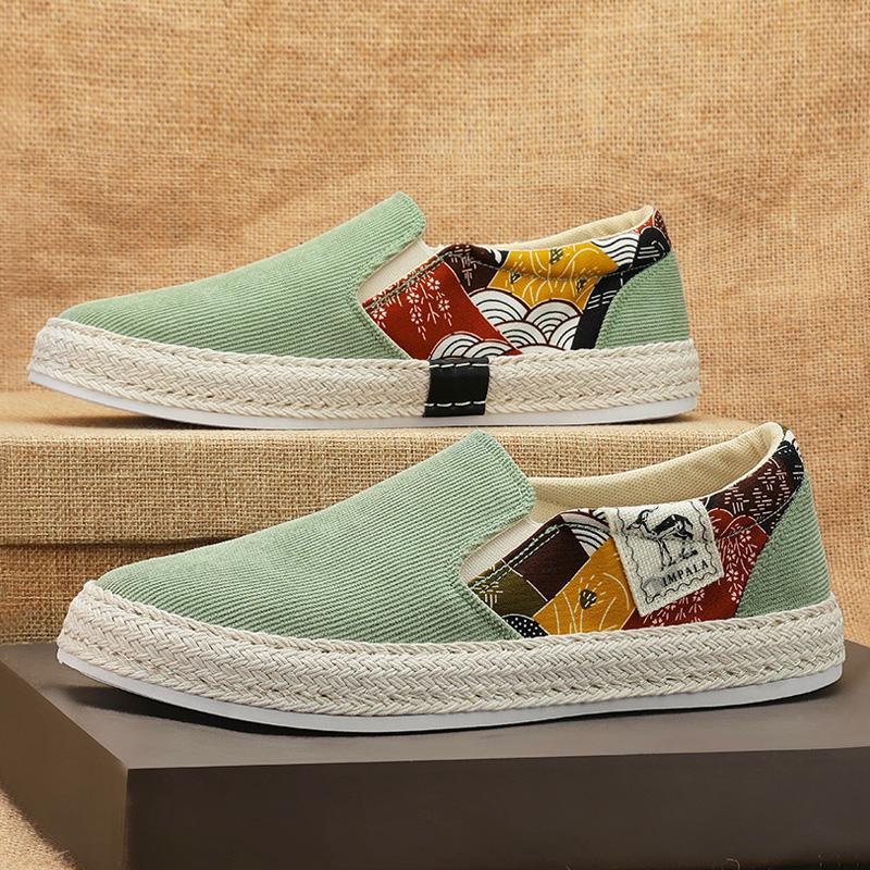 New men's youthful and trendy outdoor casual simple personality slip-on lazy casual shoes