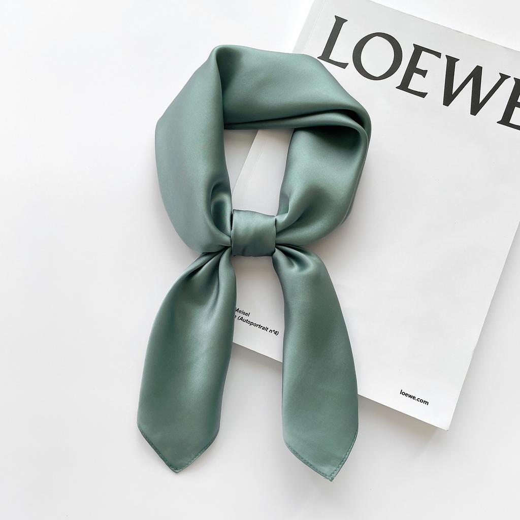 Seidentuch einfarbig Halstuch für Damen kleine Schals Stolen Bandana Kopftücher 70x70CM quadratisches Stirnband Hijab Schals