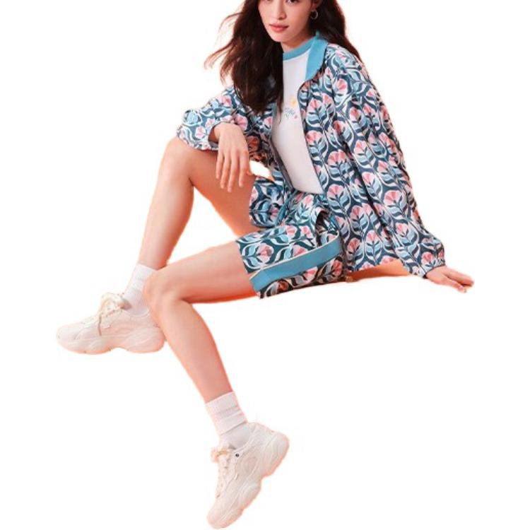 Li-Ning Letter Color Block Crew Neck Pullover Short Sleeve T-Shirt Women Tops Cream AHST488-1