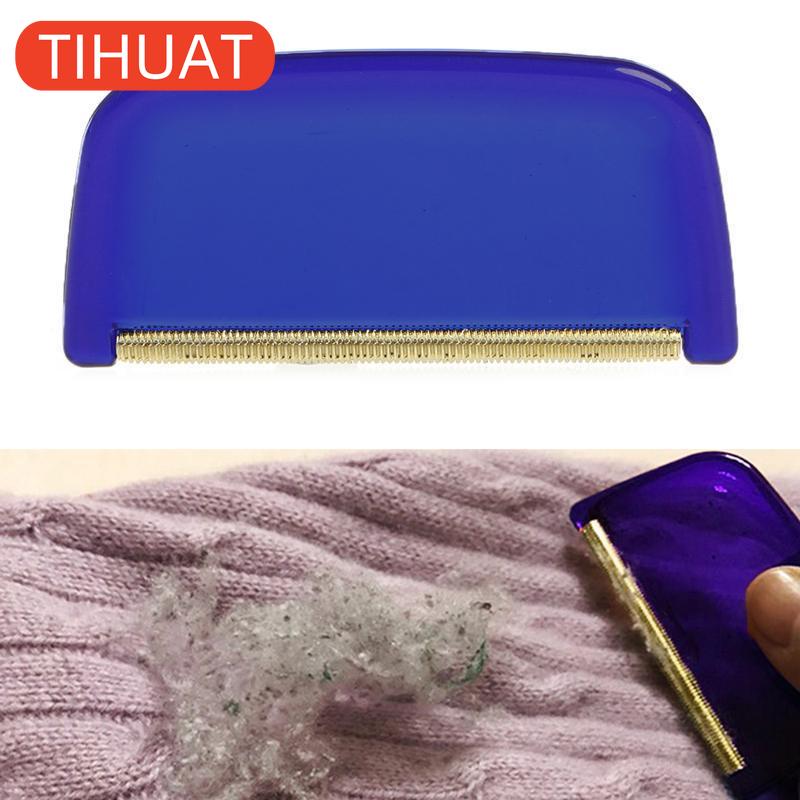 A Device for Removing Lint From Clothes