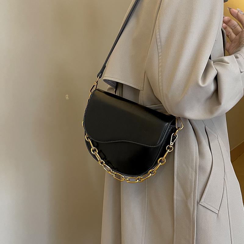 Women's Shoulder Bags  New Fashion Solid Popular Luxury Designer Women's Handbags Trend Solid Underarm Bags