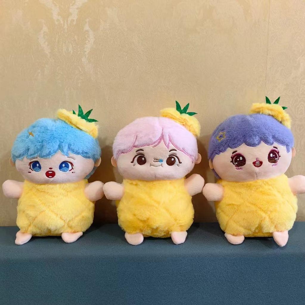 Labubuwa Three-Year-Old Plush Toy Doll Source Blind Box Doll Figure Clutching Machine