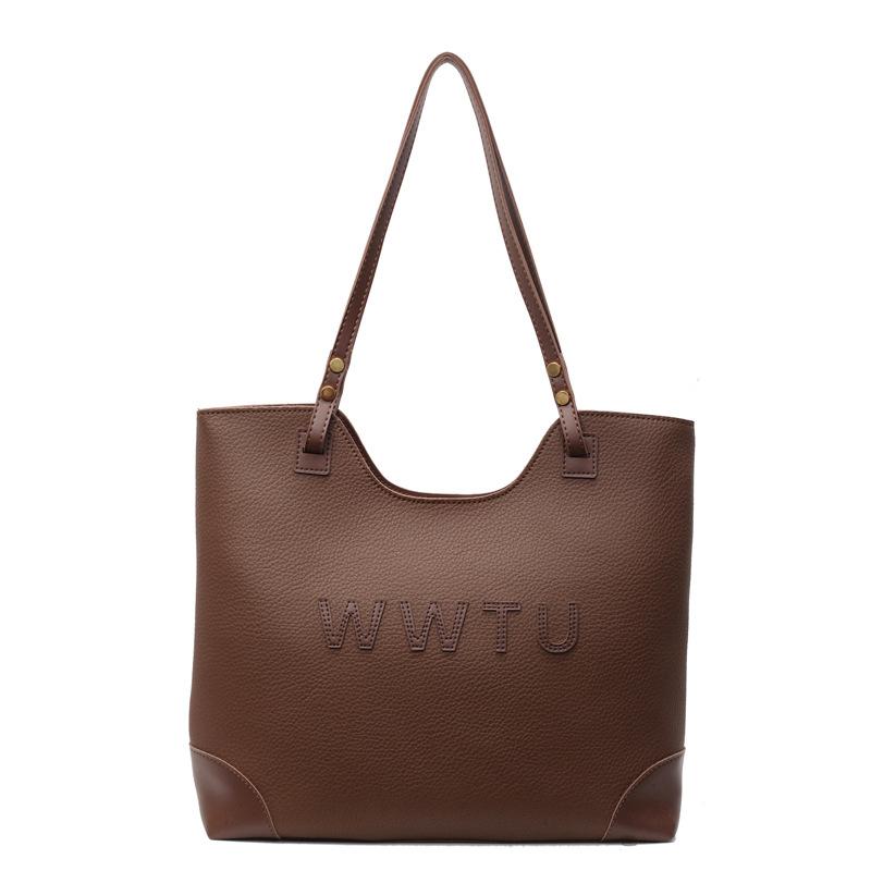 

Модная сумка-тоут большой вместимости Женская новая повседневная универсальная модная сумка на плечо/подмышку для поездок на работу темно-коричневого