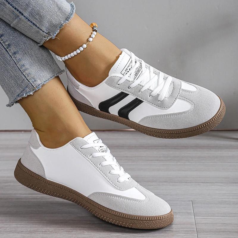 New Sports Shoes for Women Fashionable Mixed Color Lace Up Sports Shoes Comfortable and Non Slip Flat Shoes