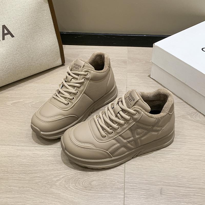 Casual single shoes women's 2025 new spring and autumn thick-soled soft-soled sports and leisure moral training shoes, walking square dance small l