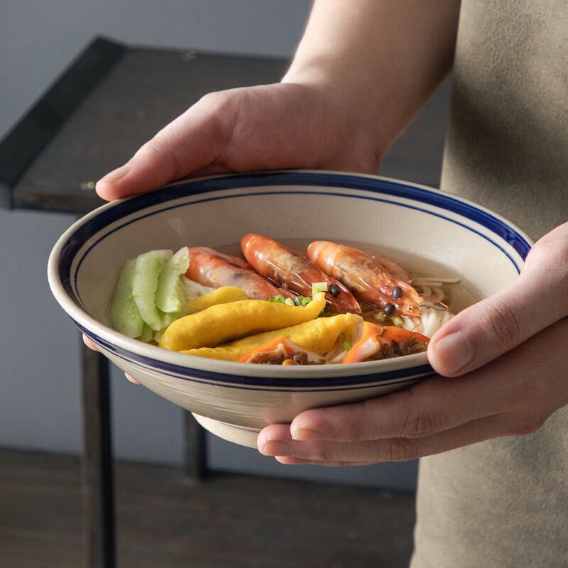 Retro Cream Style Ceramic Noodle Bowl with Double Blue Rim