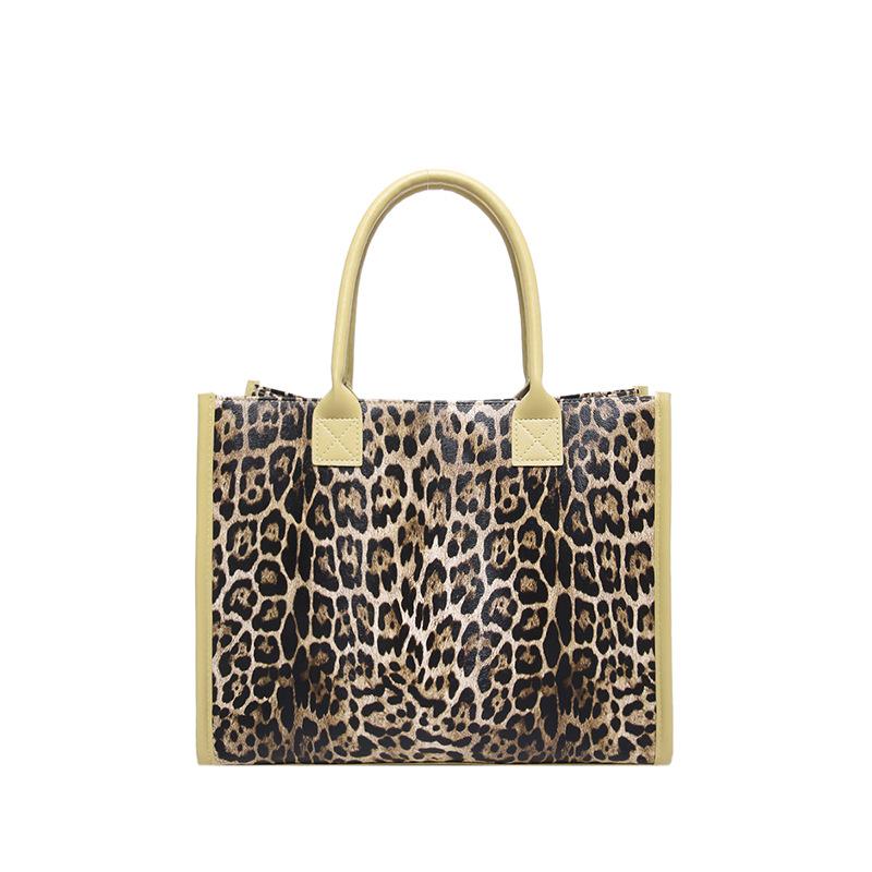 New Leopard Print Trend Tote Bag Women's Large-capacity Niche Work Commuter Students Class Fashion Shoulder Bag