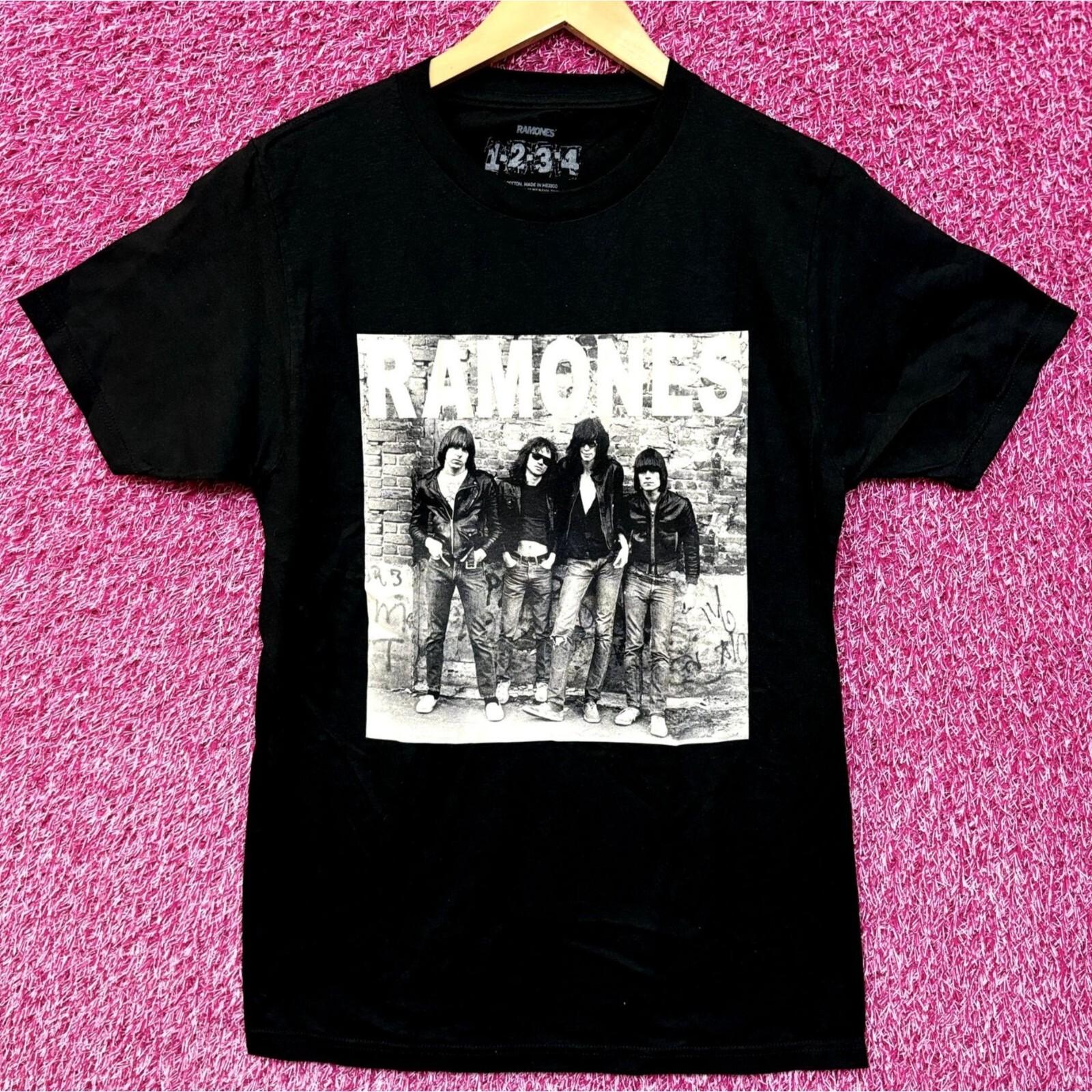 The Ramones Self-Titled Album Cover Art Punk Rock Tee S M