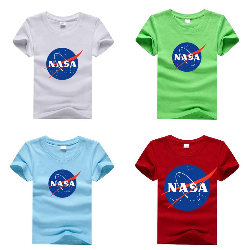 Klasické dětské tričko s motivem astronauta NASA a stylovým kulatým výstřihem