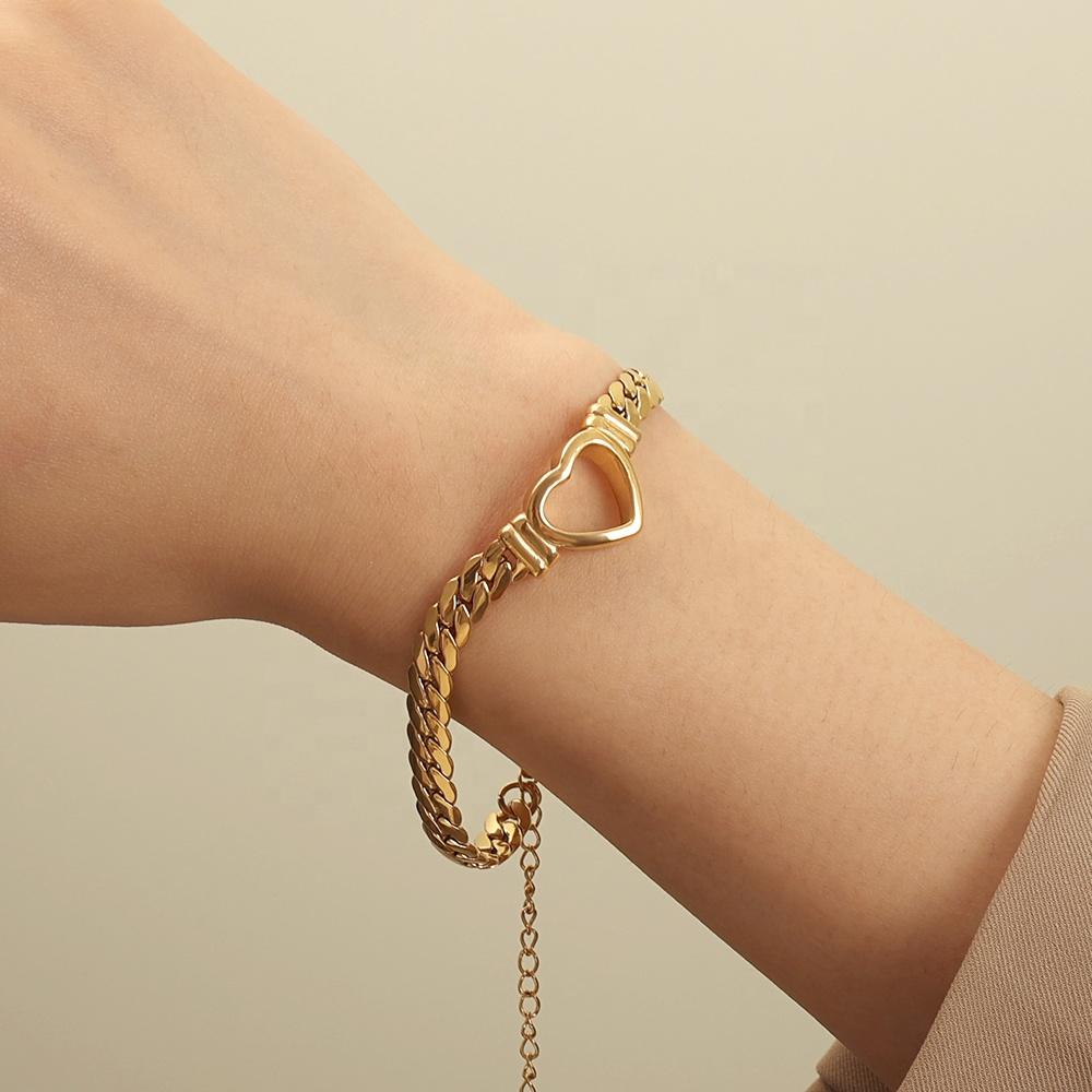Fashion Gold Pvd Plated Dainty Stainless Steel Bracelets Heart Gold Bracelet Adjustable Chain Bracelet Women Gift